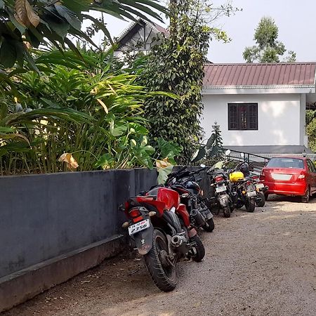 Le Farmhouse Munnar Anachal Zewnętrze zdjęcie