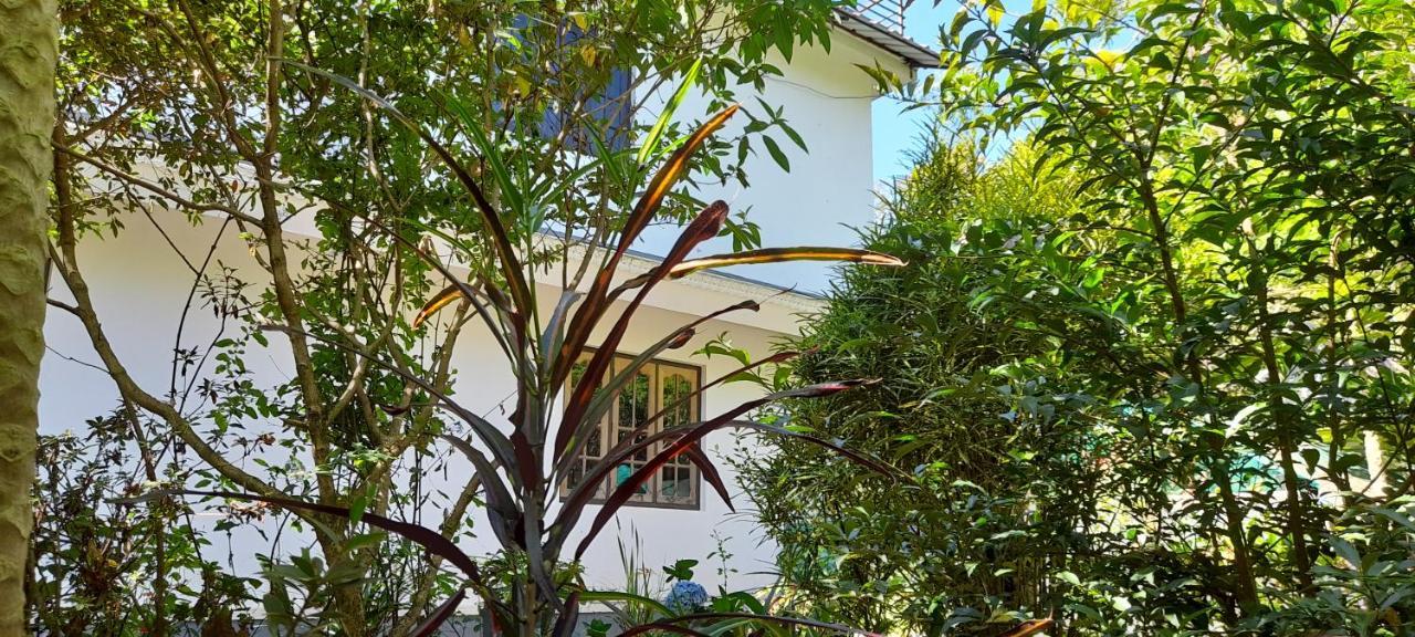 Le Farmhouse Munnar Anachal Zewnętrze zdjęcie